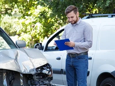 Mit transparenter Bewertung stressfrei defektes auto verkaufen