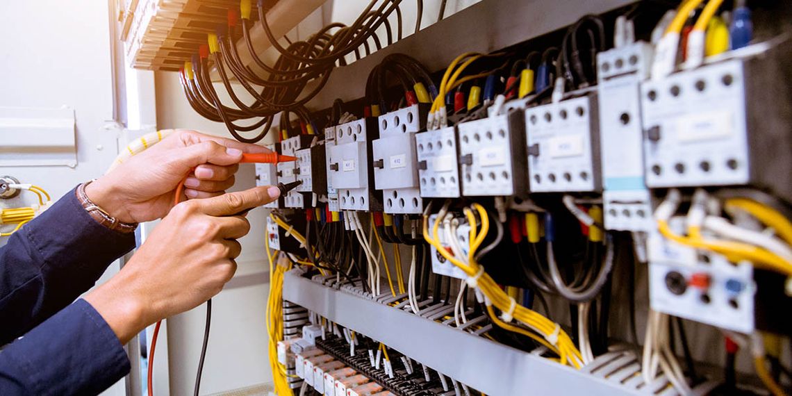24/7 Elektriker Notdienst für schnelle Reparaturen und Installationen